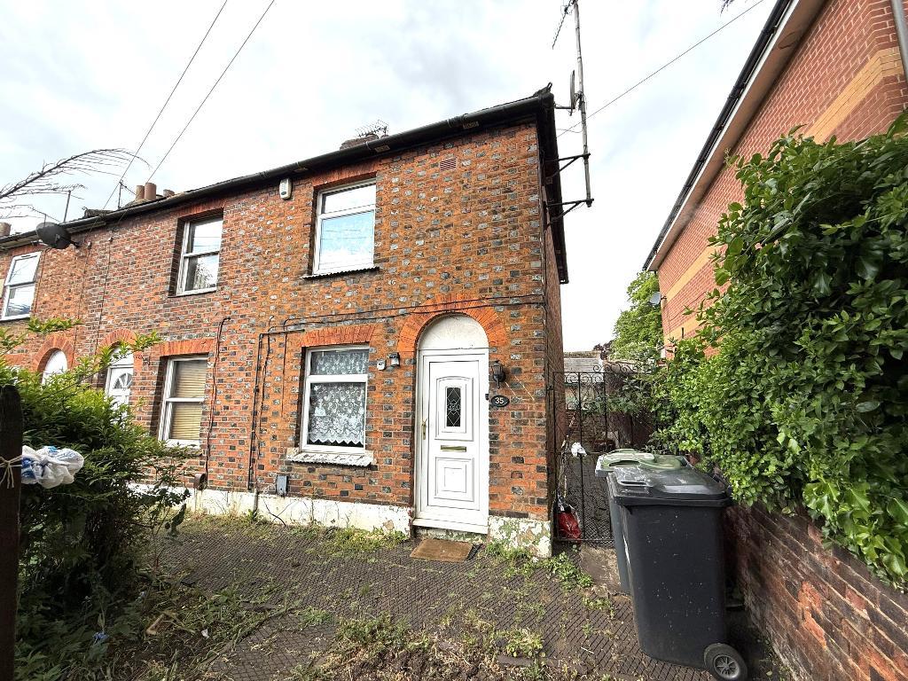 Old Bedford Road, High Town, Luton, Bedfordshire, LU2 7NX