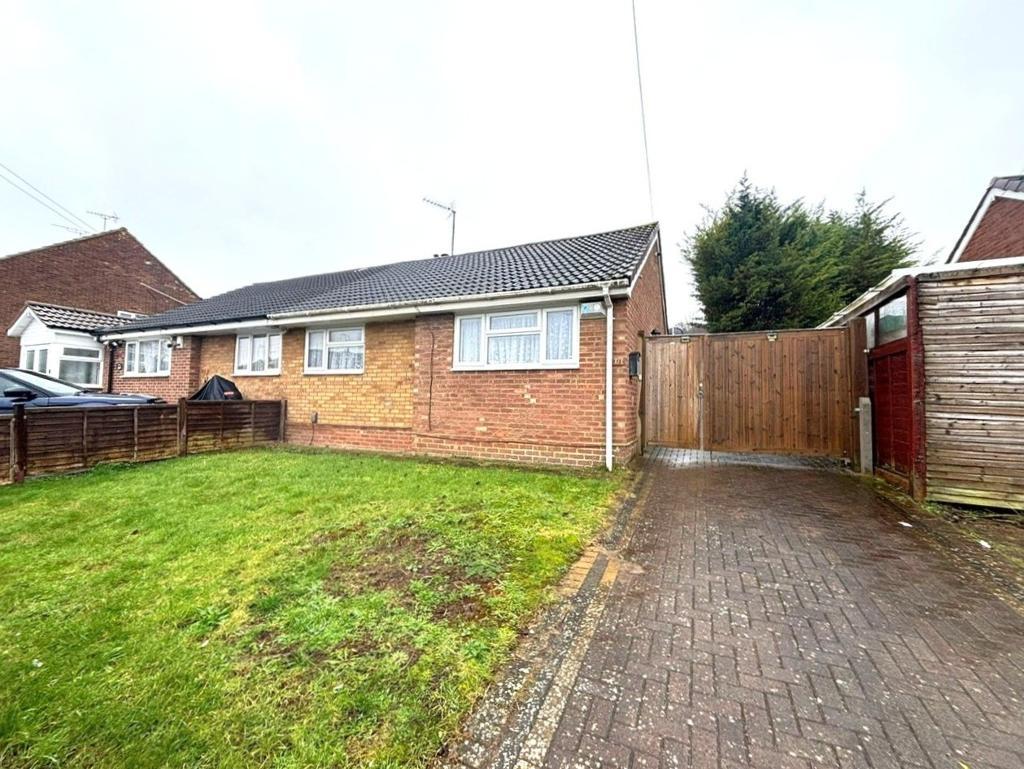 Bradley Road, L&D Borders, Luton, Bedfordshire, LU4 0AR