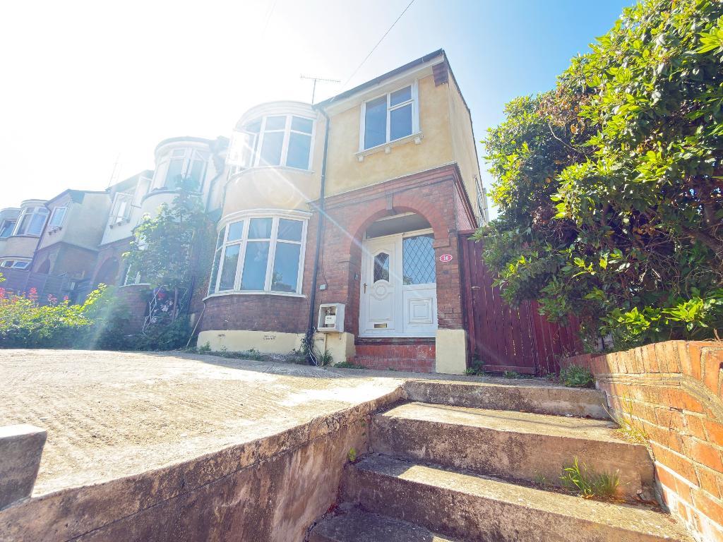 Farley Hill, Farley Hill, Luton, Bedfordshire, LU1 5HQ