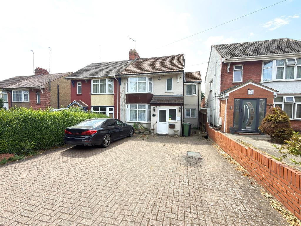 Dunstable Road, Luton, Bedfordshire, LU4 8QN